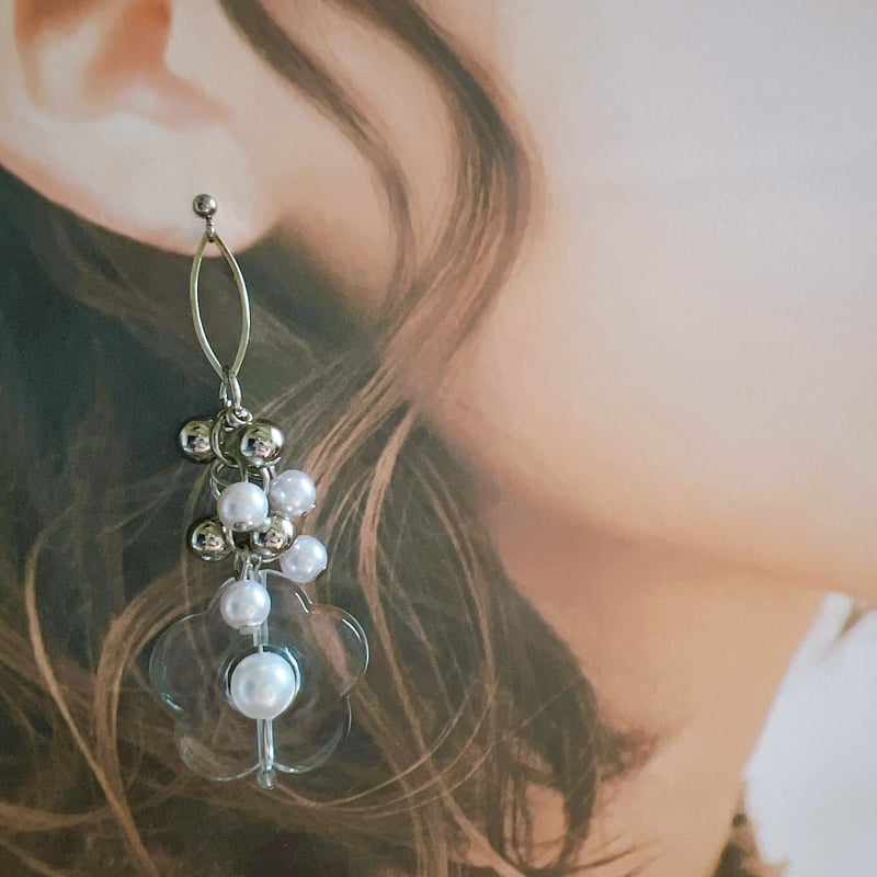 クリアフラワーロングピアス・イヤリング | peth handmade