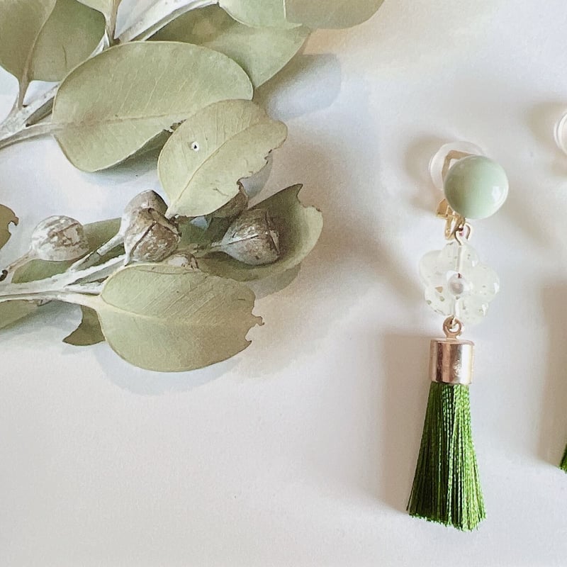 accessories mau つつっぽピアス グリーンタッセル accessories mau