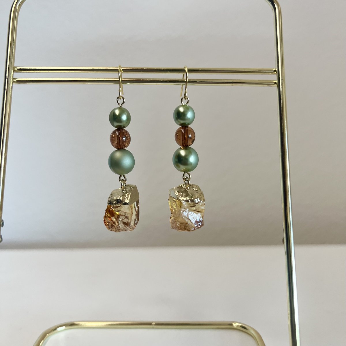 ハーフパールのべっ甲ピアス・イヤリング | peth handmade accessory s