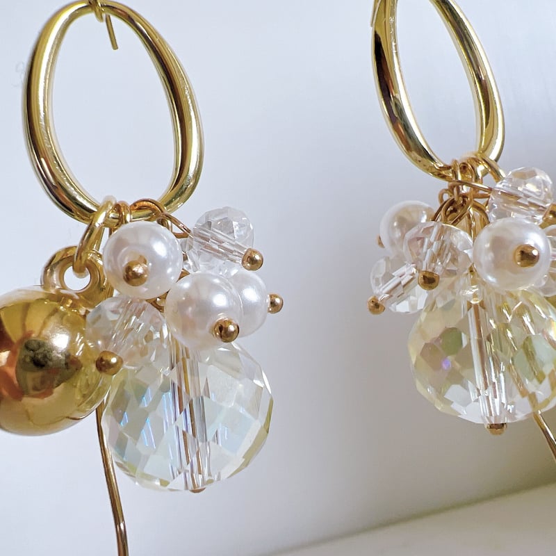 ゴールドのタッセルビーズピアス・イヤリング | peth handmade