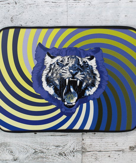 【Laptop case】GOI Tiger