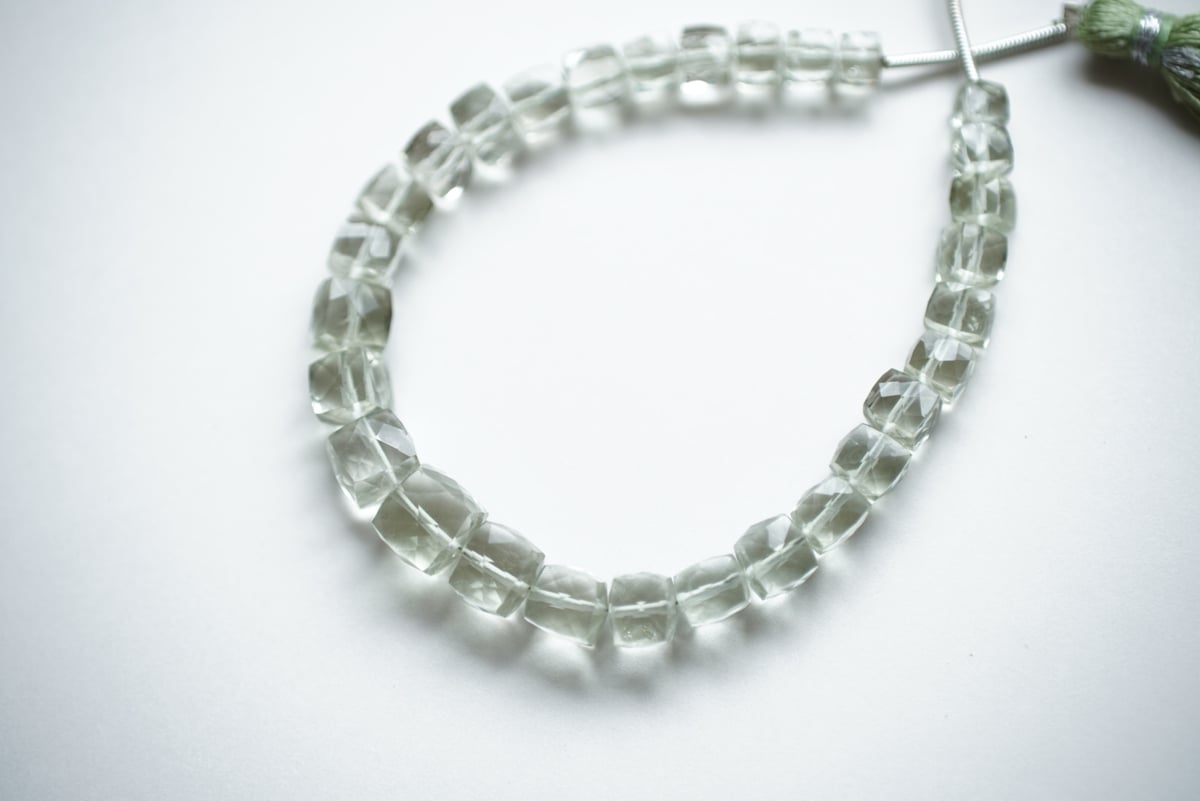 グリーンアメシスト ファセット キューブ | Sea gems