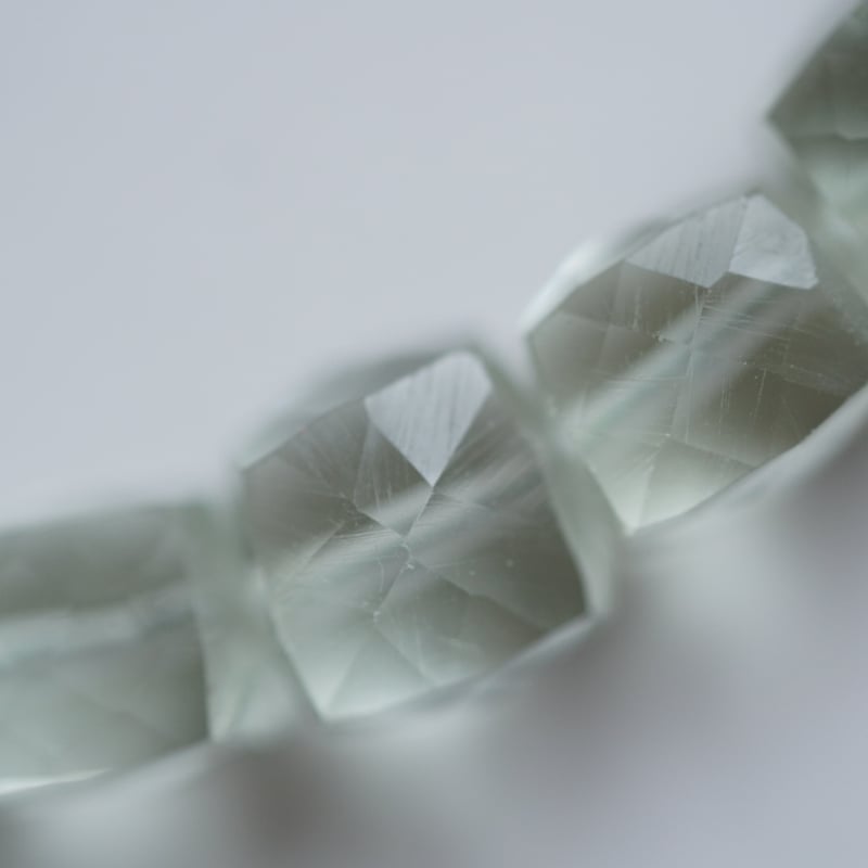 グリーンアメシスト ファセット キューブ | Sea gems