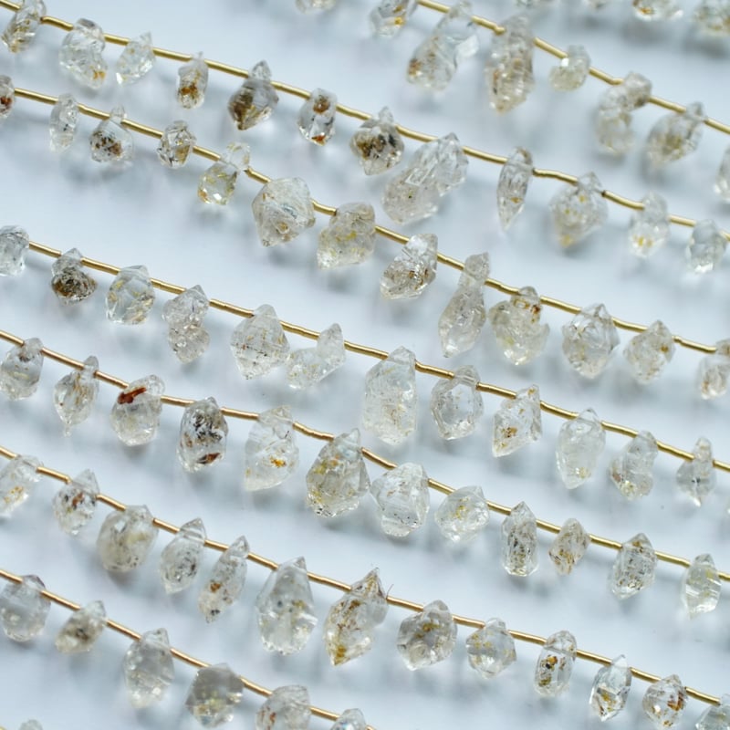 パキスタン産オイルインクォーツ （ハーキマーダイヤモンド型両剣水晶