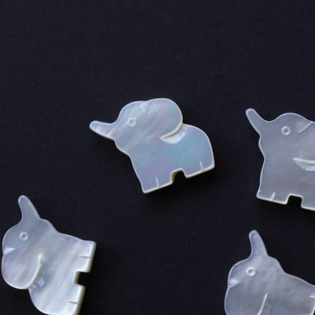 ホワイトシェル　カービング　エレファント 粒売り