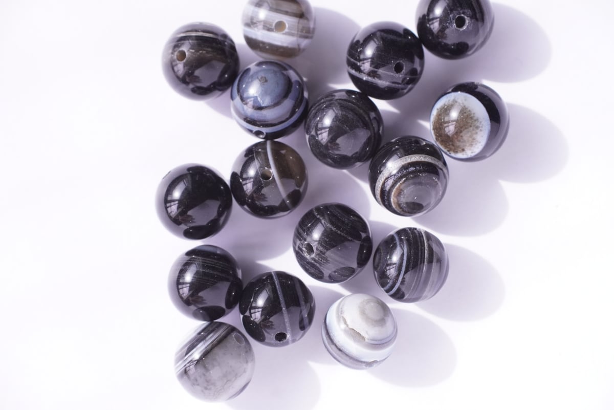 粒販売】アイアゲート（天眼石） スムースラウンド 12mm | Sea gems