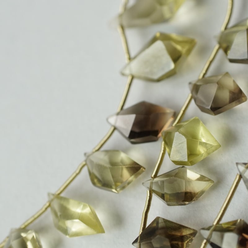 訳有り】スピンドルカット バイカラーレモンクォーツ | Sea gems