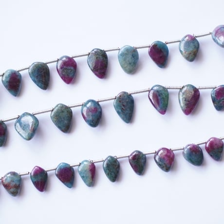 ルビーインゾイサイト | STORES