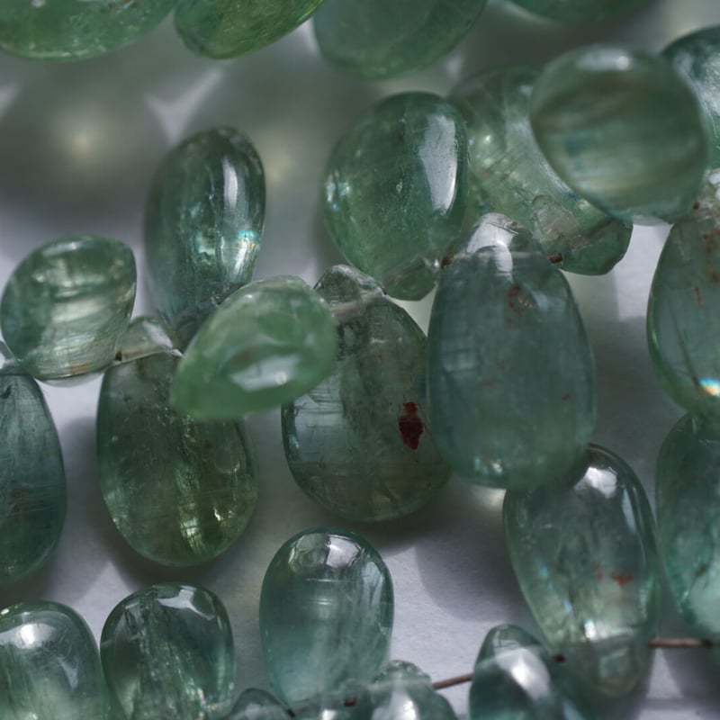 ラスト1点】ミントグリーンカイヤナイト スムース ペアシェイプ | Sea gems