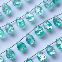 【残り僅か】グリーンオニキス×銀箔×クリスタル（５レイヤー）　ファセット　ペアシェイプ