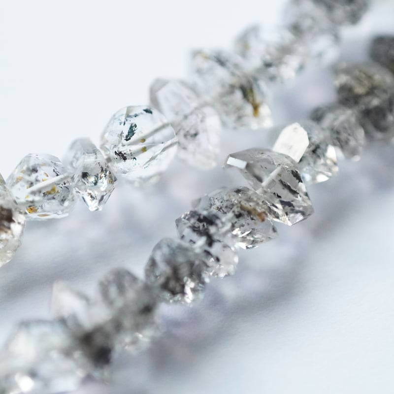 高品質　ハーキマーダイヤモンド　イン　クォーツ　約10ミリ　内径17cm ハーキマーダイヤモンド クォーツインクォーツ - 天然石