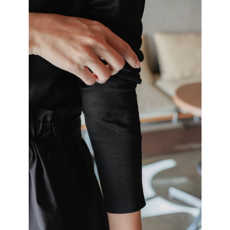 BASE LONG SLEEVE/Black | FREY
