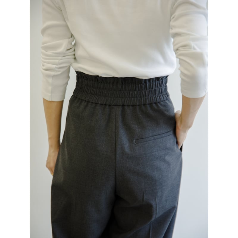 RELAX TUCK PANTS/Gray | FREY