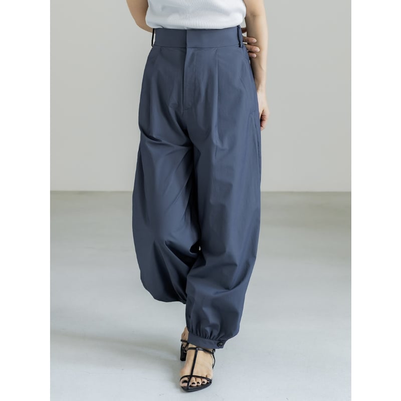 パンツ OMMM PLEATS ALADDIN PT Powder Twill Stretch[012S0084610] | STYLEM FABRIC STORE