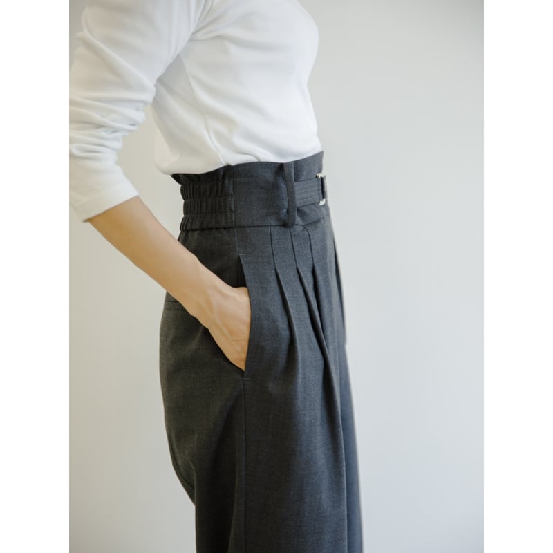 RELAX TUCK PANTS/Gray | FREY