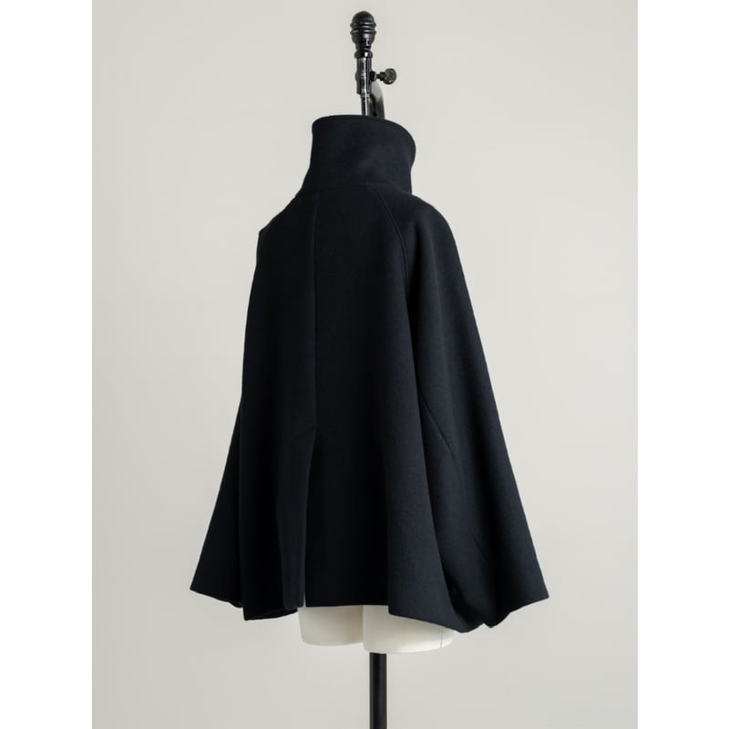 美中古品　FREY 2025 Spring ジャージーコート　フリーサイズ STAND HALF COAT/Black | FREY