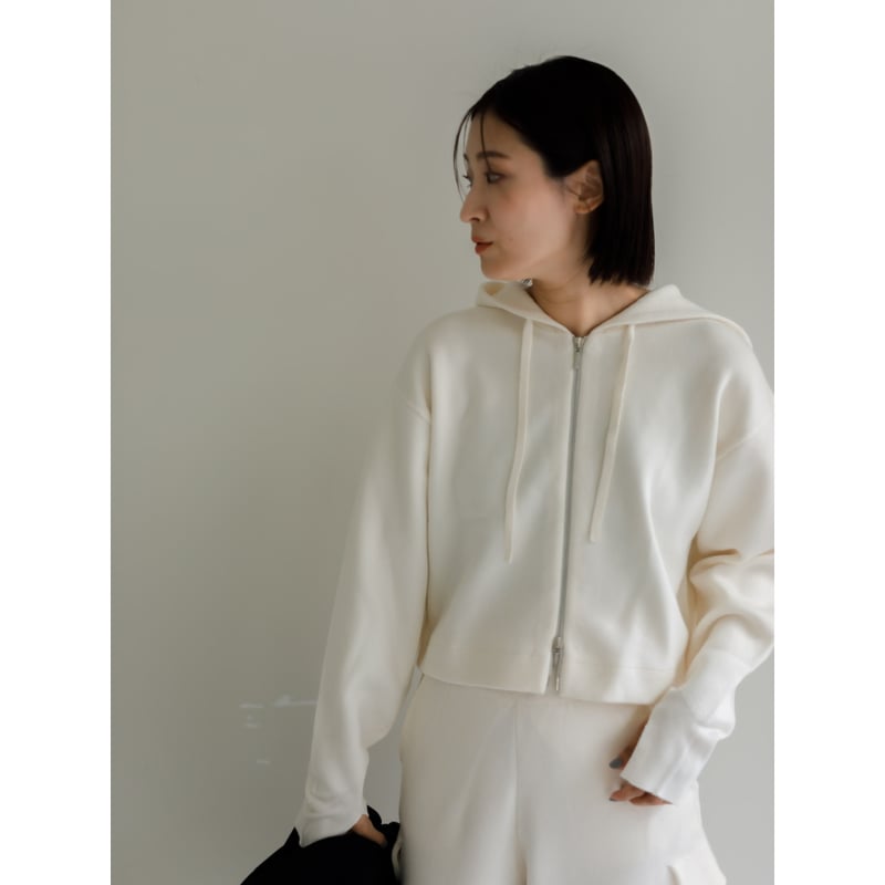 CASUAL UP HOODIE/White | FREY