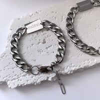 logo chain bracelet