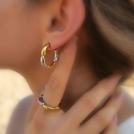 W color ring