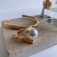 big perl ring
