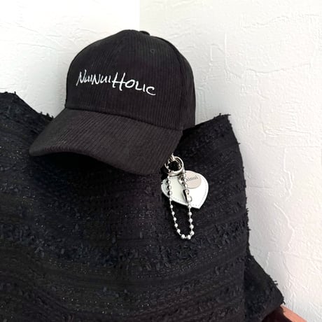 corduroy cap／black／beige
