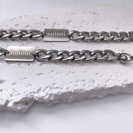logo chain bracelet