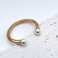pearl bangle