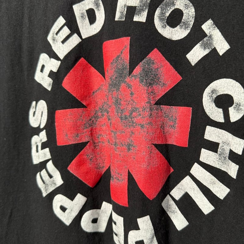 RED HOT CHILI PEPPERS　3枚セット Amazon.co.jp: ステイディアム・アーケイディアム - レッド