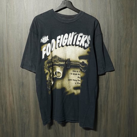CATEGORY FOO FIGHTERS | ONE VINTAGE