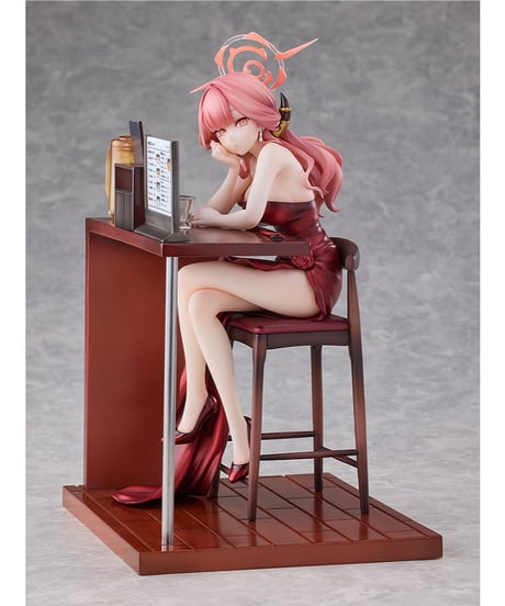 【予約】アル (ドレス) メモリアルロビーVer.　1/7スケール　塗装済み完成品　ブルーアーカイブ -Blue Archive-　[Solarain]