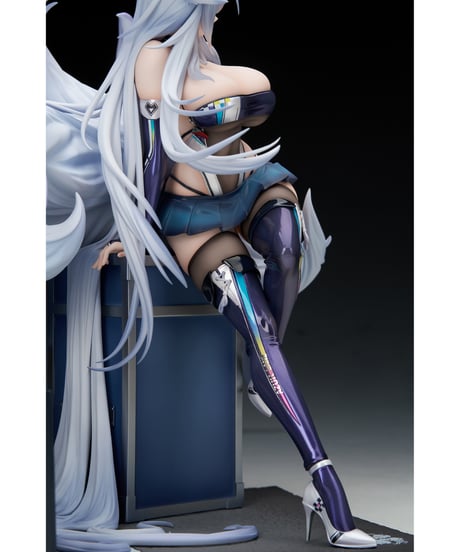 【予約】アズールレーン 信濃 寝待の銀輿Ver.  LEDアクリル展示ケース付きスペシャル版　1/7スケール　塗装済み完成品　［APEX-TOYS］