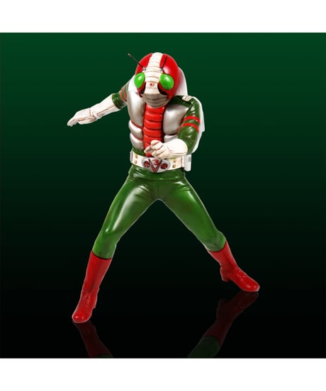 仮面ライダーV3　1/8ソフビキット復刻版