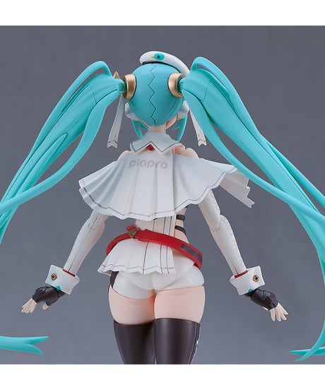 PLAMATEA レーシングミク 2023Ver.　初音ミク GTプロジェクト　組み立て式プラモデル　［グッドスマイルレーシング］
