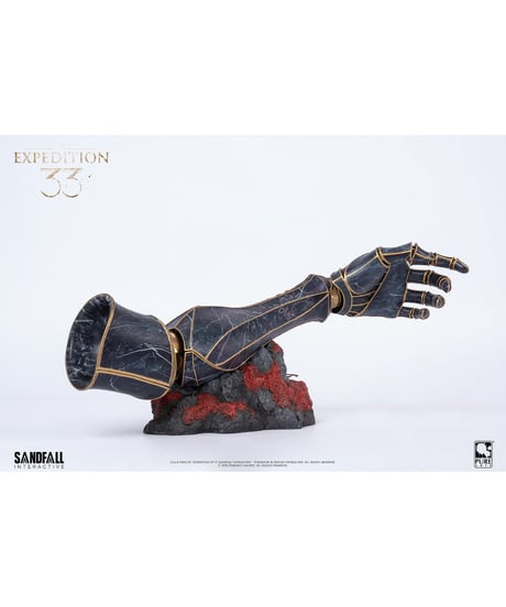 【予約】Clair Obscur Expedition 33 エクスペディション33/ ギュスターヴの義手 1/1 ライフサイズ レプリカ　［ピュアアーツ］