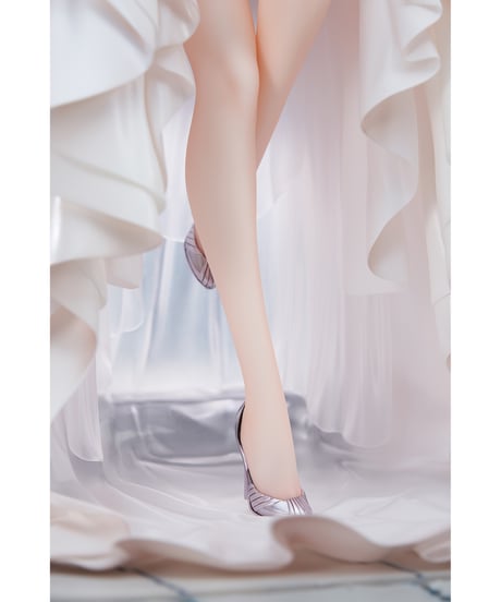 アズールレーン カリブディス 輝かしの麗裳Ver.　1/7スケール　PVC＆ABS製塗装済み完成品
