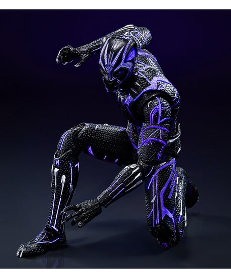 【予約】DLX ブラックパンサー（キネティック・エネルギー・チャージド）　1/12　塗装済み可動フィギュア　[threezero]