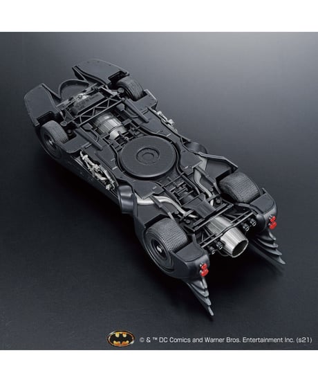 【送料無料】1/35 SCALE バットモービル（バットマンVer.）　バットマン　プラモデル　［バンダイ］