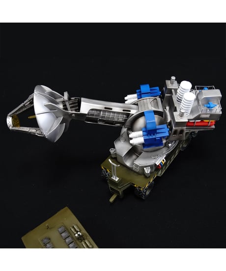 メーサー殺獣光線砲車　１／３５　ソフビキット復刻版