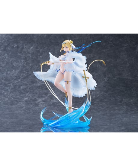 1/7スケールフィギュア　アズールレーン 「ジャンヌ・ダルク 蒼浪の映画聖女」