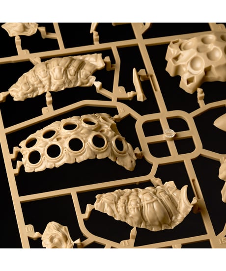 ARTPLA SCULPTURE WORKS エヴァンゲリオン2号機獣化第2形態ザ・ビースト “ジオフロント血戦” ベージュカラーVer.