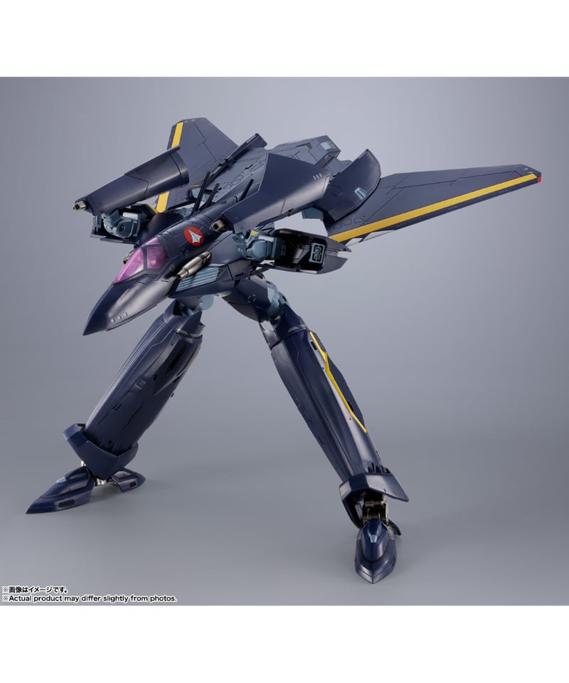 DX超合金 VF-17S ナイトメアステルスバルキリー（ガムリン木崎機