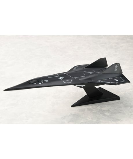 トップガン マーヴェリック　1/100スケール ダークスター　1/100スケール	ABS製塗装済完成品