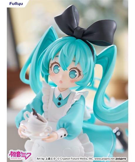 【予約】デスクトップフェアリー 初音ミク 不思議の国ver.　プラスチック製 塗装済み完成品　［フリュー］