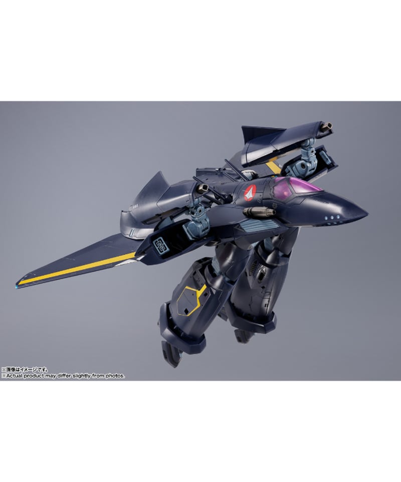 DX超合金 VF-17S ナイトメアステルスバルキリー（ガムリン木崎機