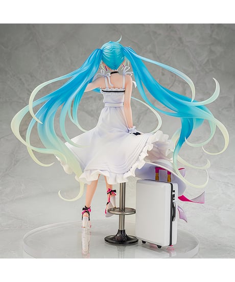 初音ミク GTプロジェクト　レーシングミク 2021 Vacation Style Ver.　1/7スケール　プラスチック製塗装済み完成品フィギュア