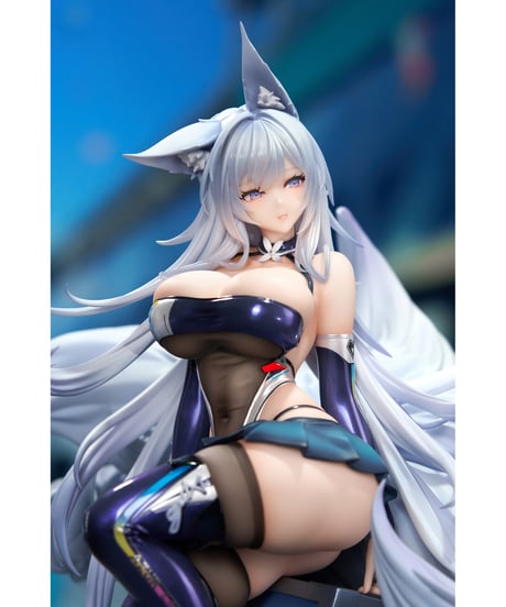 【予約】アズールレーン 信濃 寝待の銀輿Ver.  LEDアクリル展示ケース付きスペシャル版　1/7スケール　塗装済み完成品　［APEX-TOYS］