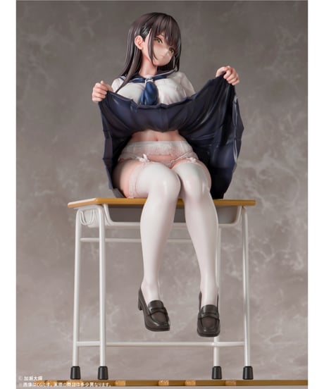 教室でたくし上げJKさん 1/5スケール