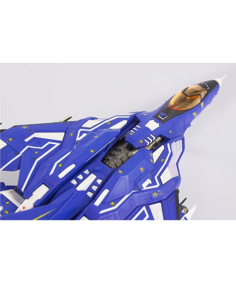 FT-00004A Azuma [2P COLOR VER.]　雷電Ⅴ Director's Cut　1/100　プラスチックキット　［PLUM］