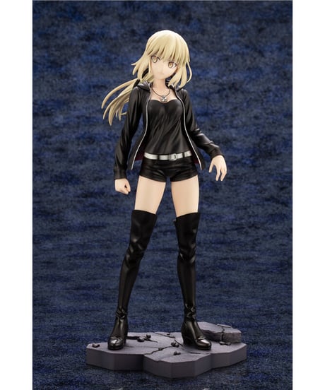 セイバー/アルトリア・ペンドラゴン〔オルタ〕私服ver.　1/7スケール　PVC塗装済み完成品フィギュア【Fate/Grand Order】