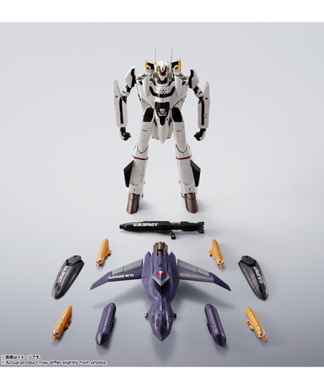 HI-METAL R VF-0Sフェニックス(ロイ・フォッカー機) ＋ QF-2200D-B ゴースト　マクロスゼロ　［バンダイ］
